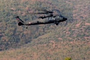 Askeri helikoptere saldırı!