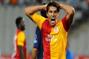 Milan Baros'un evine saldırdılar!