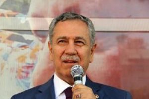 Millet dalga dalga AK Parti'ye koşuyor