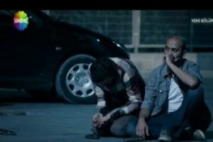 Suskunlar'da y&uuml;rekleri dağlayan sahne