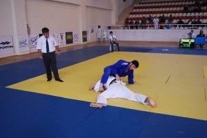 Gemlik'te judo ş&ouml;leni başladı