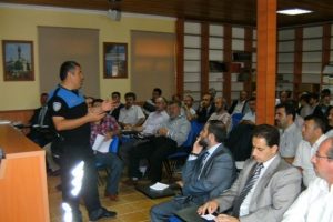 Telekonferans dolandırıcılarıyla imamlar m&uuml;cadele edecek