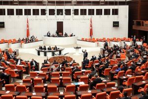 Yeni yasama yılından ne bekliyorlar?