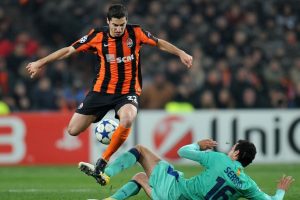 Lucescu'nun g&ouml;zdesi Shaktar'ı u&ccedil;uruyor