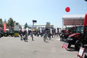 Bursalı &ccedil;ift&ccedil;ilerin ekonomi isyanı - &Ouml;ZEL HABER