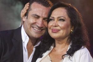 T&uuml;rkan Şoray ve Ferhat G&ouml;&ccedil;er aynı sahnede