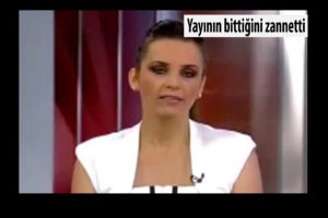 NTV spikeri yayın bitti zannedince...
