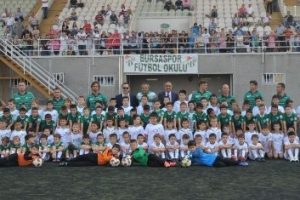 Bursaspor'da yeni yıldız adayları yetişiyor