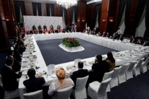 Erdoğan'dan kongre yemeği