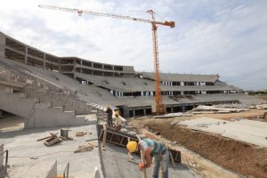Timsah Arena'da kaba inşaat bitiyor