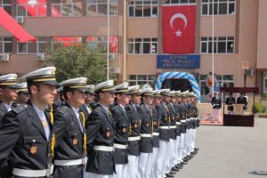 Meslekte y&uuml;kselemeyen polis memuru mutsuz
