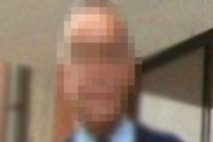 Avukatla yumruklaşan polise g&ouml;zaltı!