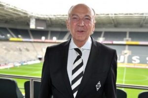 'Bursaspor'un şampiyonluğuna &ccedil;ok sevindim'