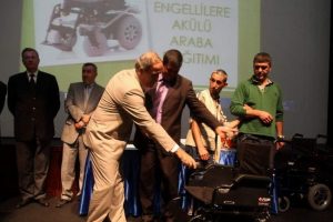 Diyanet'ten engellilere ak&uuml;l&uuml; araba