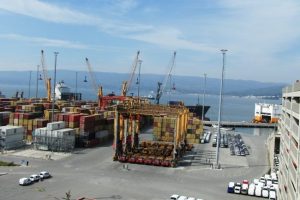 Gemport'un y&uuml;zde 54 hissesi Yılport'un oldu