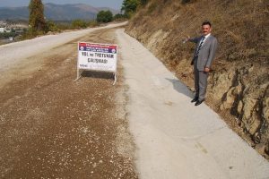 Umurbey alternatif yoluna yağmur oluğu