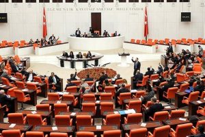 Vural MHP'nin tavrını a&ccedil;ıkladı