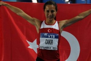 Altın madalya geldi, sıra d&uuml;ğ&uuml;nde