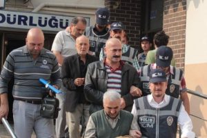 Bursa'da yakalanan tefecilerden 4'&uuml; tutuklandı