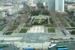 Taksim'de tahliye zamanı