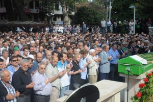 Celal G&uuml;layan son yolculuğuna uğurlandı