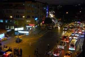 İzmir'de ş&uuml;pheli paket paniği