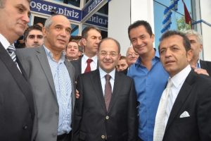 Bakan Akdağ ve Acun Ilıcalı birlikte a&ccedil;ılış yaptı