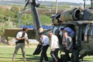 Bakan helikopterine PKK f&uuml;zesi