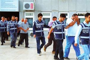 Ankara'da silah ka&ccedil;ak&ccedil;ılarına b&uuml;y&uuml;k darbe