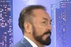 Adnan Hoca ve Kızları yine &ccedil;oştu!