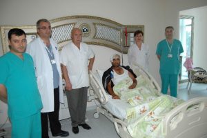 Baş ağrısı şikayetiyle gitti, beyninde t&uuml;m&ouml;r &ccedil;ıktı