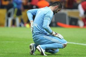 Fenerbah&ccedil;e doktorundan Volkan a&ccedil;ıklaması