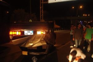 Takla atan ara&ccedil;tan burnu bile kanamadan &ccedil;ıktı