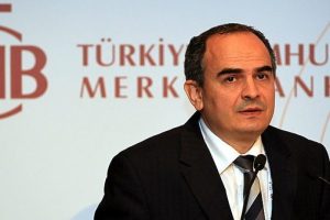 Enflasyon d&uuml;şecek, b&uuml;y&uuml;me hız kazanacak