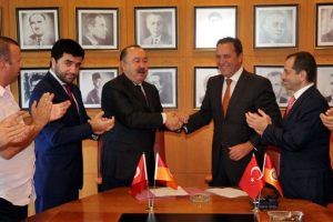 Galatasaray'a kardeş geldi