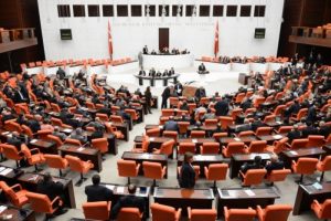 Yerel se&ccedil;im referanduma gidebilir