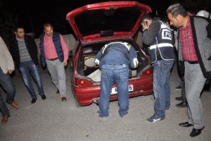 &Ouml;nce polisten ka&ccedil;tı, sonra kendini ihbar etti