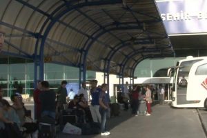 Terminalde bilet bitti, vatandaşın g&ouml;z&uuml; ek seferlerde - &Ouml;ZEL HABER