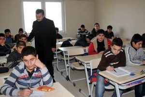 İlk&ouml;ğretime hukuk dersi geliyor