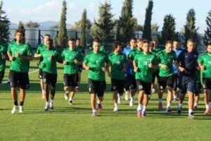Akhisar 3 puana şartlandı
