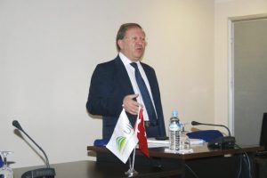 UİB &uuml;yelerine tahkim hukuku semineri verildi