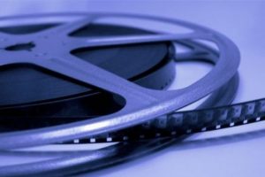 &Ouml;ğrencilerin videolarını yayınlayan &ouml;ğretmene soruşturma