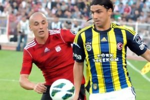 Fenerbah&ccedil;e 6 eksikle Bursa'ya geliyor