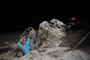 Zincirleme kazada ara&ccedil; bu hale geldi: 2 &ouml;l&uuml;