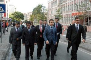 Bakan Kılı&ccedil;'tan B&uuml;y&uuml;kşehir a&ccedil;ıklaması