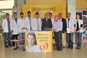 Annesinden b&ouml;brek alan gen&ccedil;, organlarını bağışladı