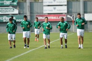 Bursaspor kul&uuml;bede kısır