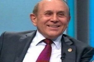 CHP'liler pikniğe bizimkiler hacca gidiyor