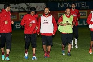 Trabzonspor pas ve şut &ccedil;alıştı
