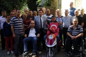 Aldırmaz'dan gazilere ak&uuml;l&uuml; ara&ccedil;